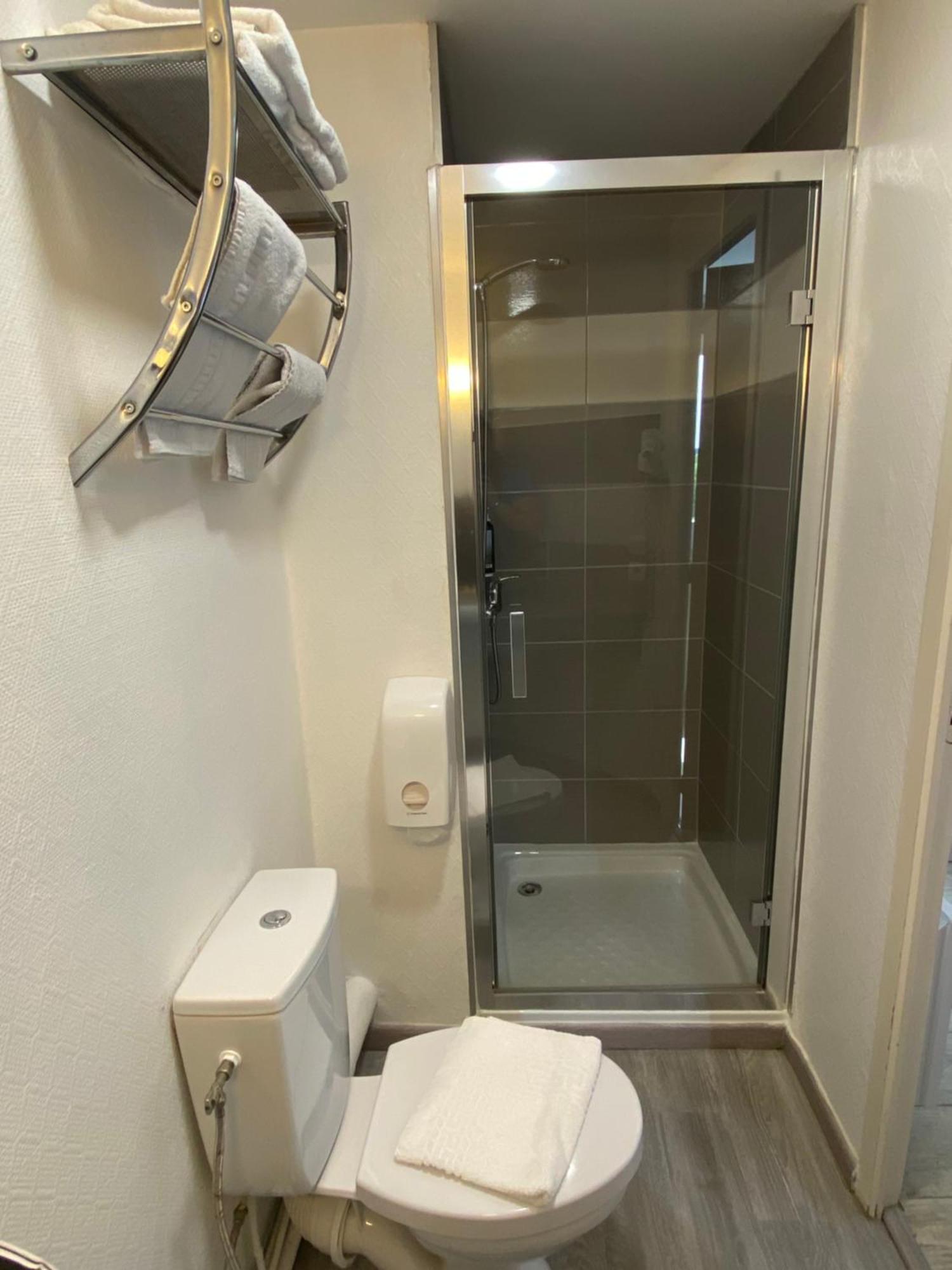 Contact Hotel Le Sud Montpellier Aeroport Parc Expo Arena Mauguio Eksteriør billede
